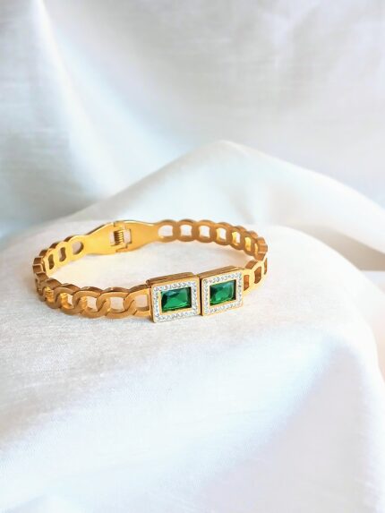 emerald bracelet